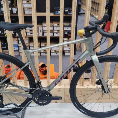 GIANT REVOLT ADVANCED 2 TAILLE ML