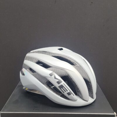 MET TRENTA 3K CARBON gris iridescent TAILLE S